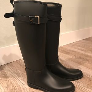 Burberry Roscot Waterproof Riding Rainboots